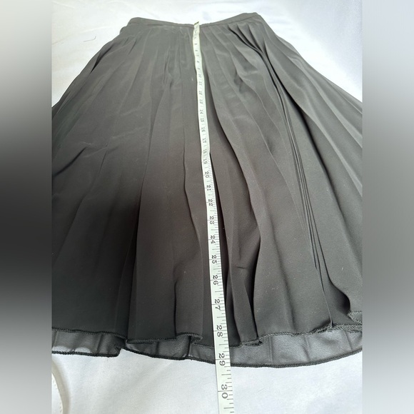 ASOS Pleated Black Midi Skirt - Picture 5 of 7